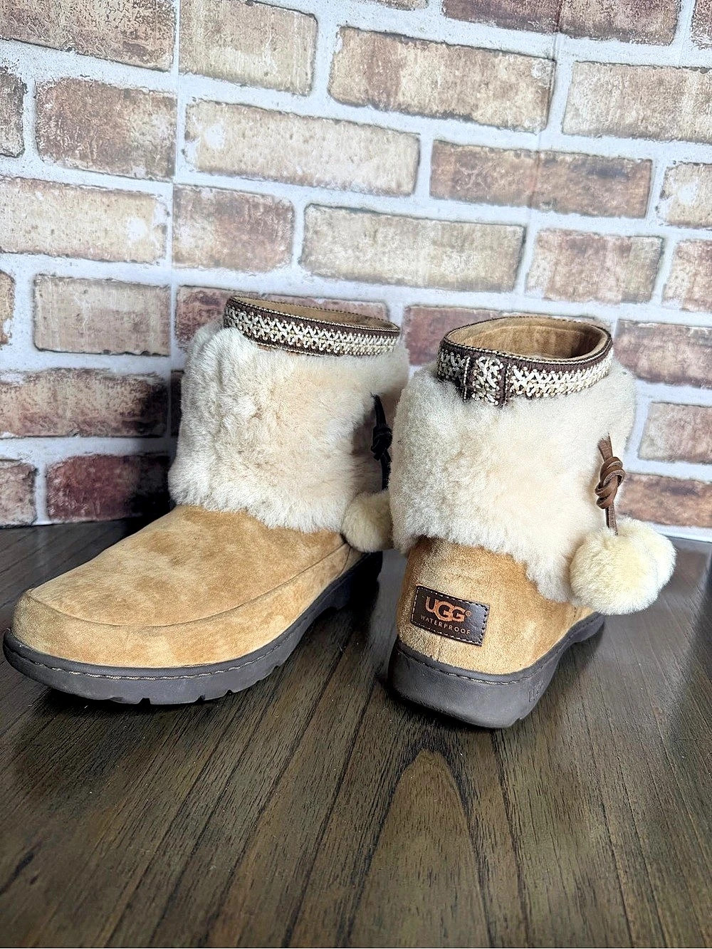 UGG Brie Waterproof Boot Brown & Cream US 10